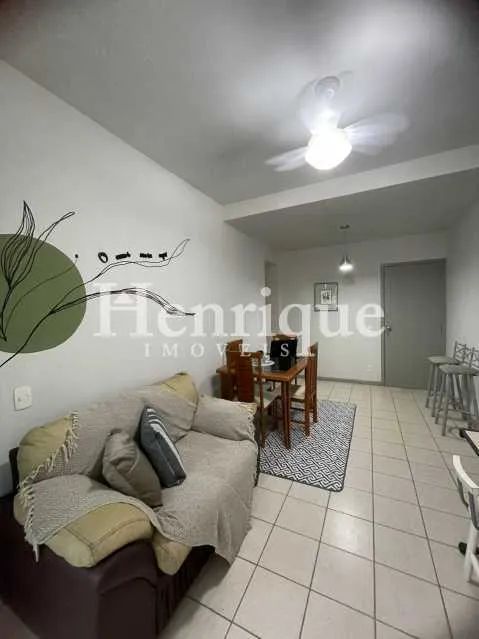 Apartamento sala 2 quartos - Catete!