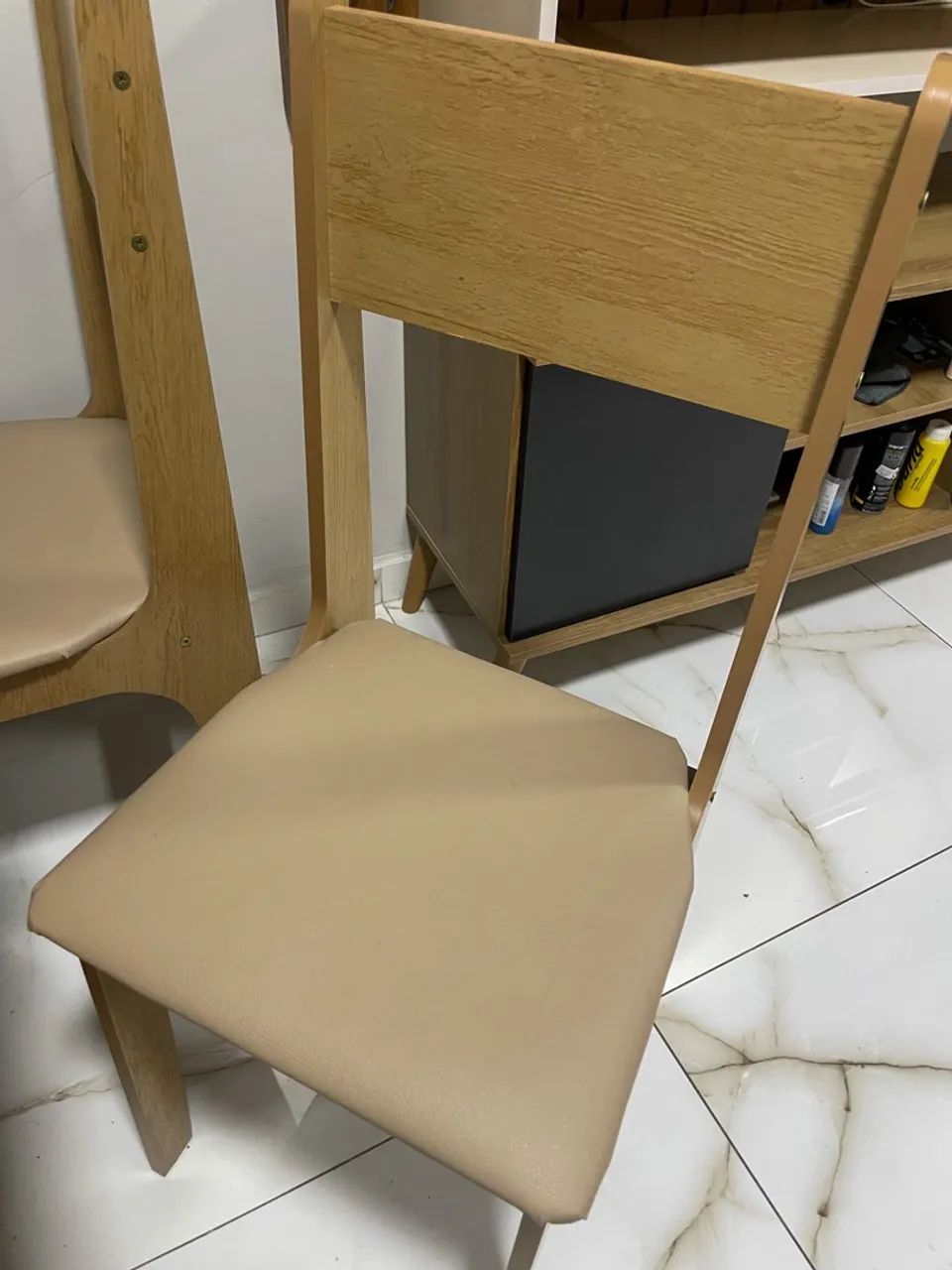 Mesa de jantar + 4 cadeiras - Foto 4