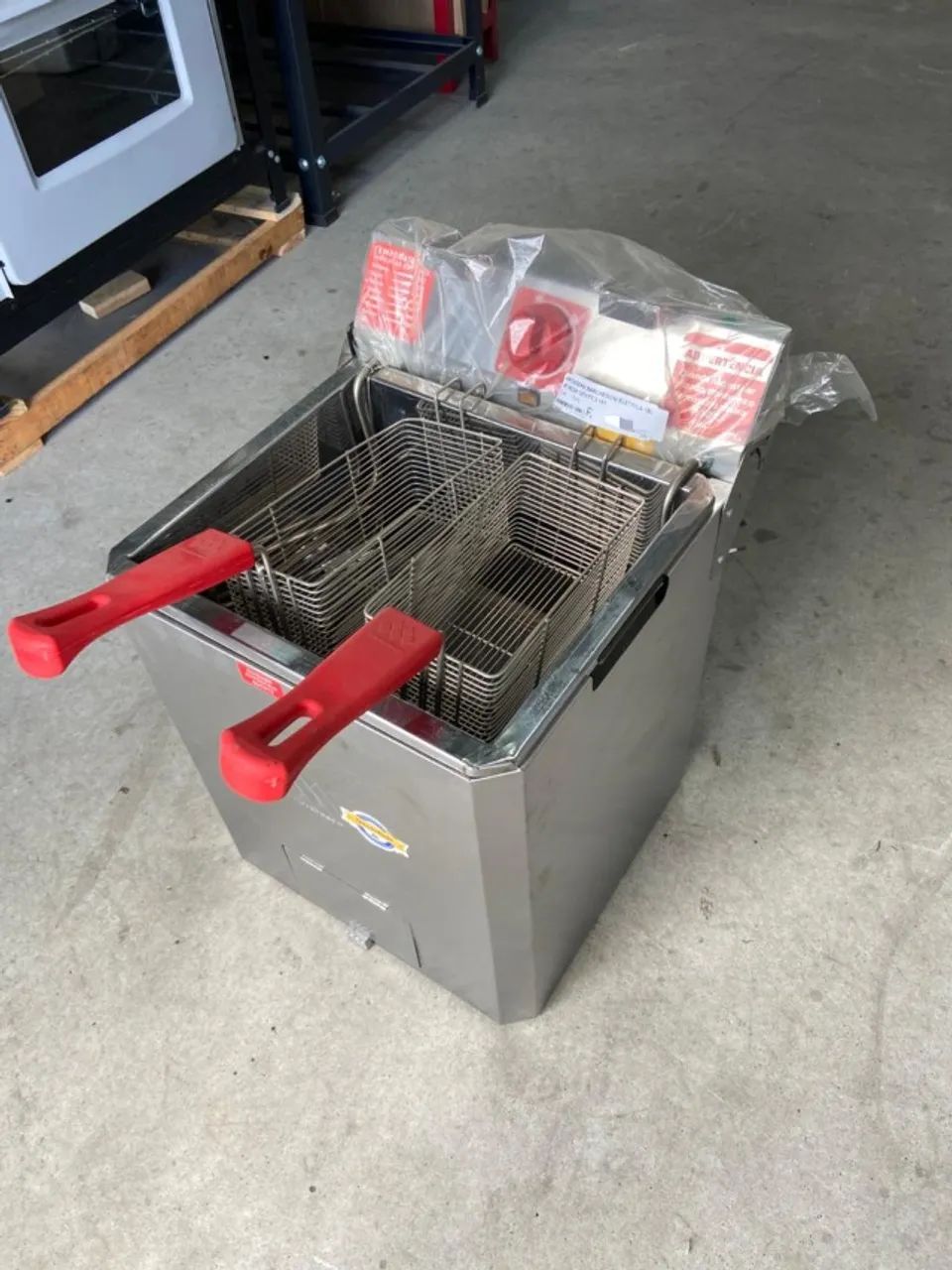 Fritadeira Zona Fria de mesa 18L