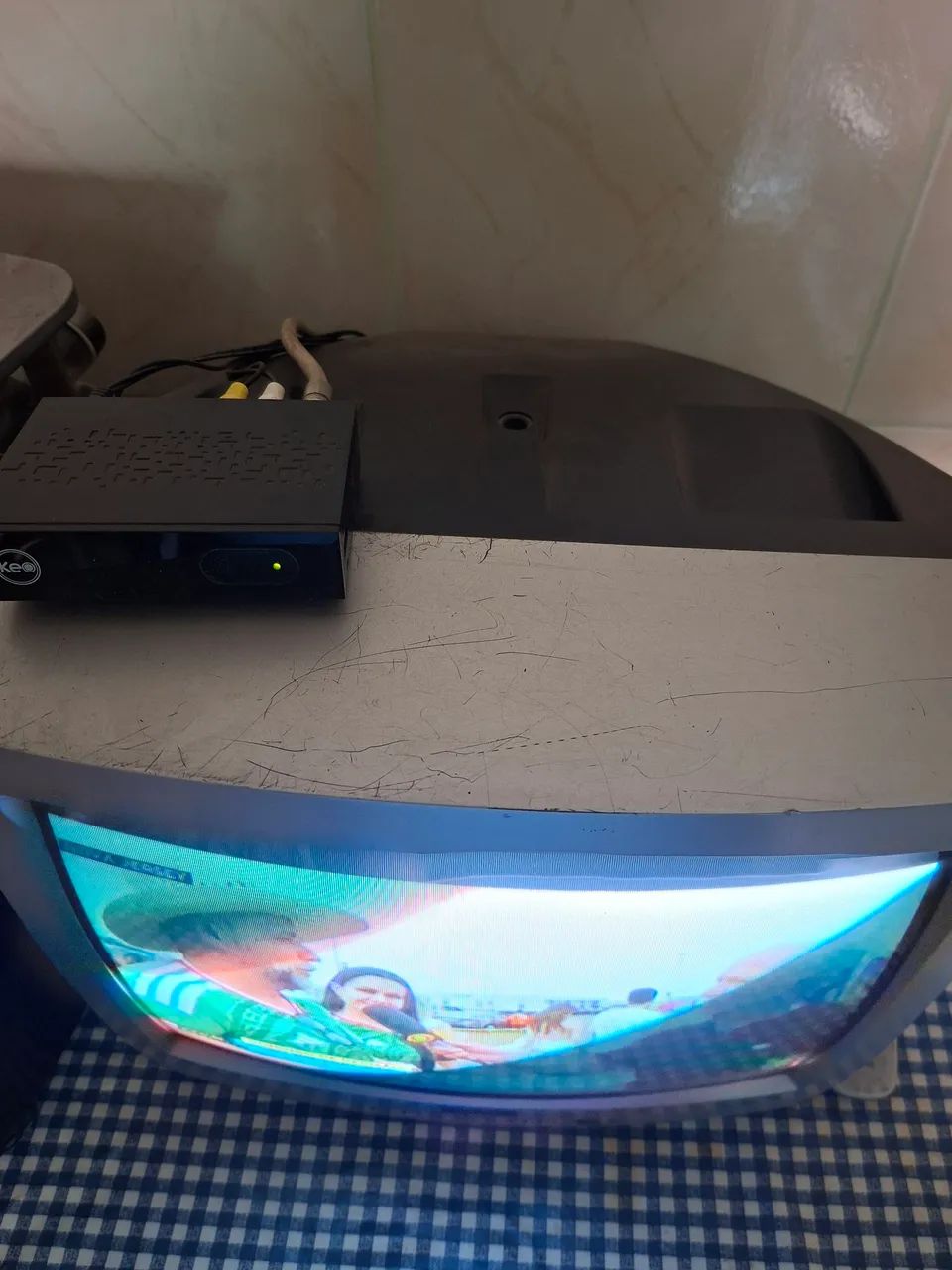 TV de tubo CCE de 14 polegadas - Foto 3