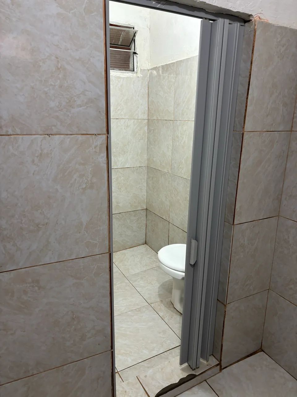 ALUGO KITNET -BAIRRO DOS TORRÕES  - Foto 5