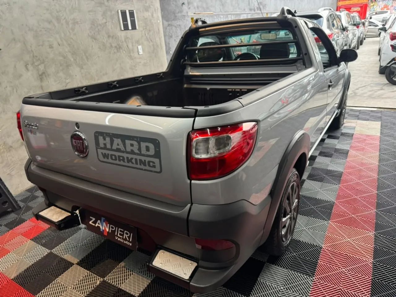 Fiat Strada Working Hard 1.4 Fire Flex 8V CS 2018 - Foto 4