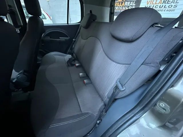 Fiat Uno WAY 1.4 EVO Fire Flex 8V 5P 2014 - Foto 2