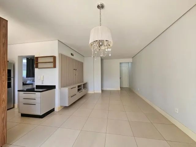 Apartamento com terraço e pertinho do Marista - Foto 3