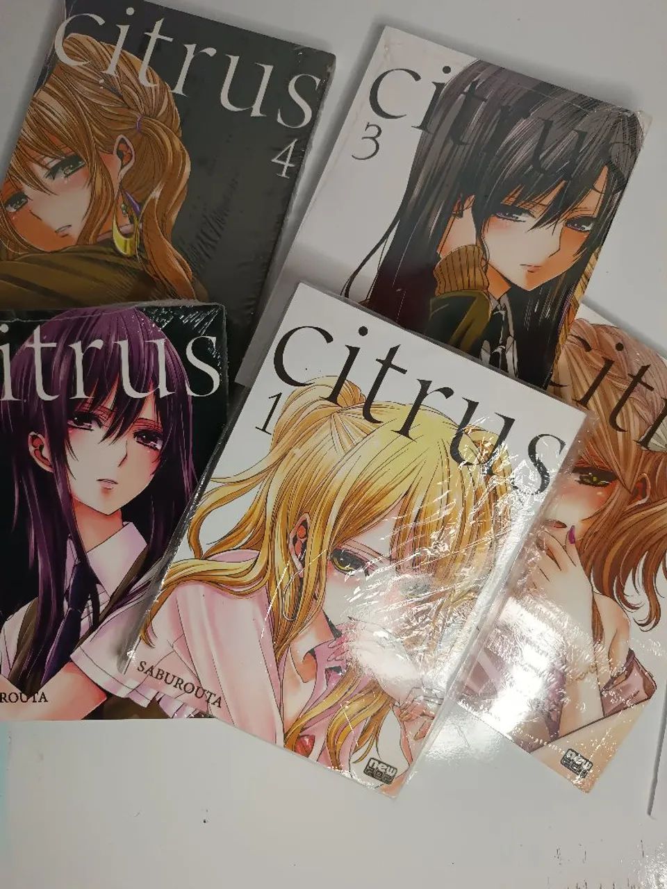Lote com Loveless 1-7 + Citrus 1-5  - Foto 2