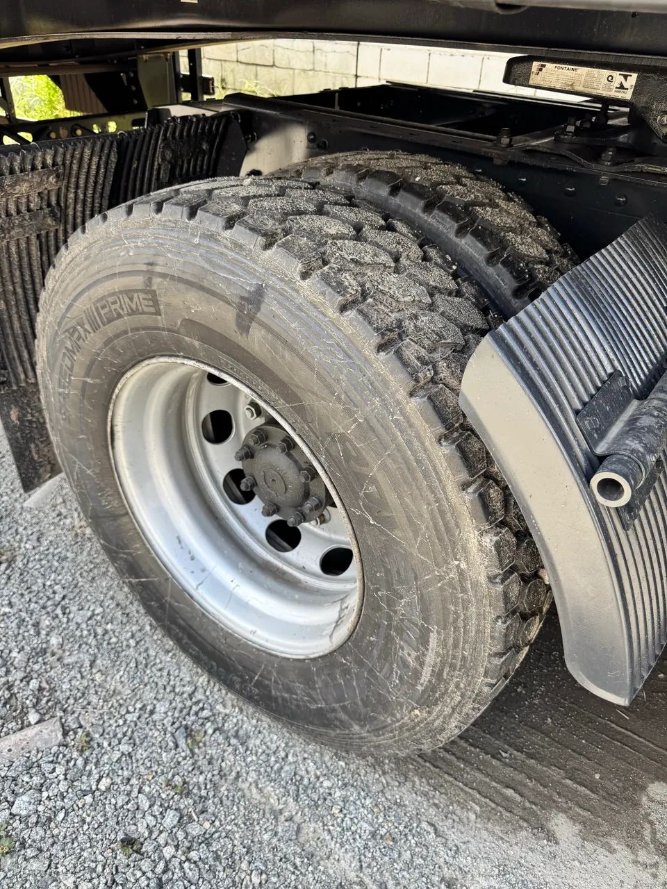 VOLVO VM 330 4x2 - 2013  - Foto 3