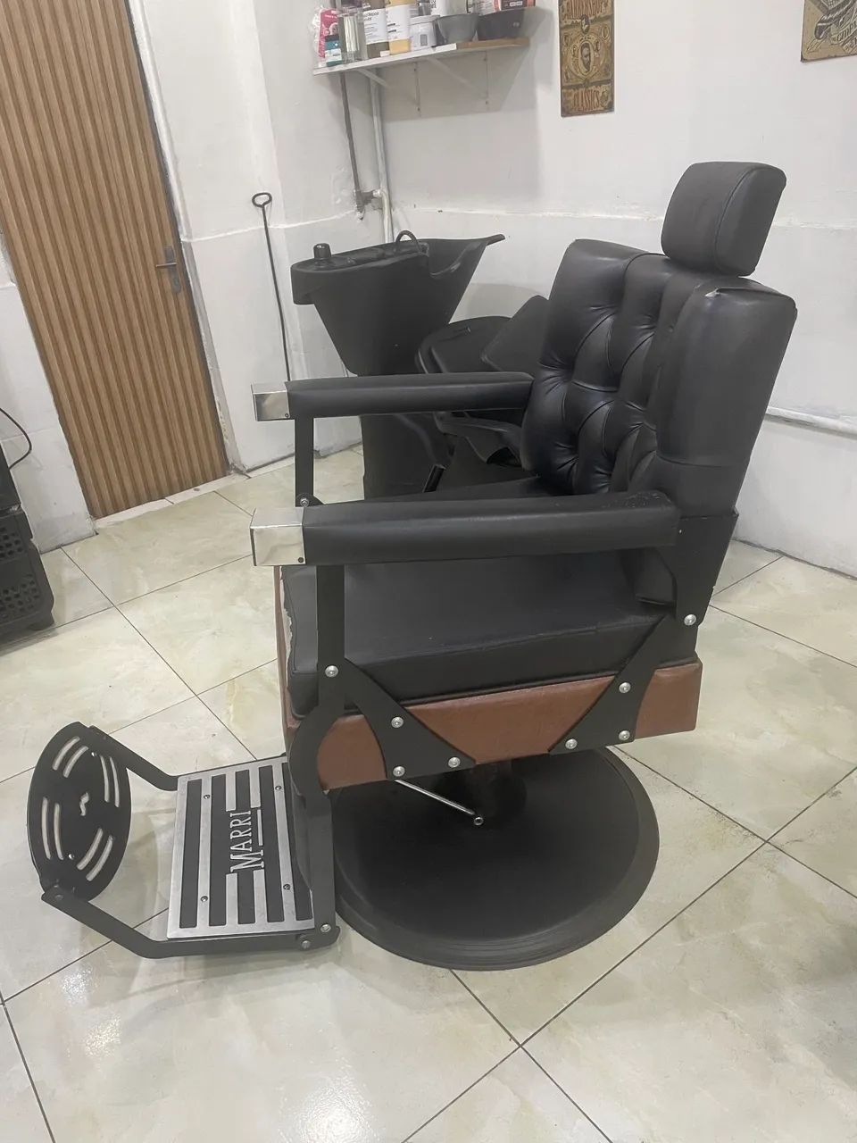 Cadeira de barbeiro Barão - Marri - Foto 2