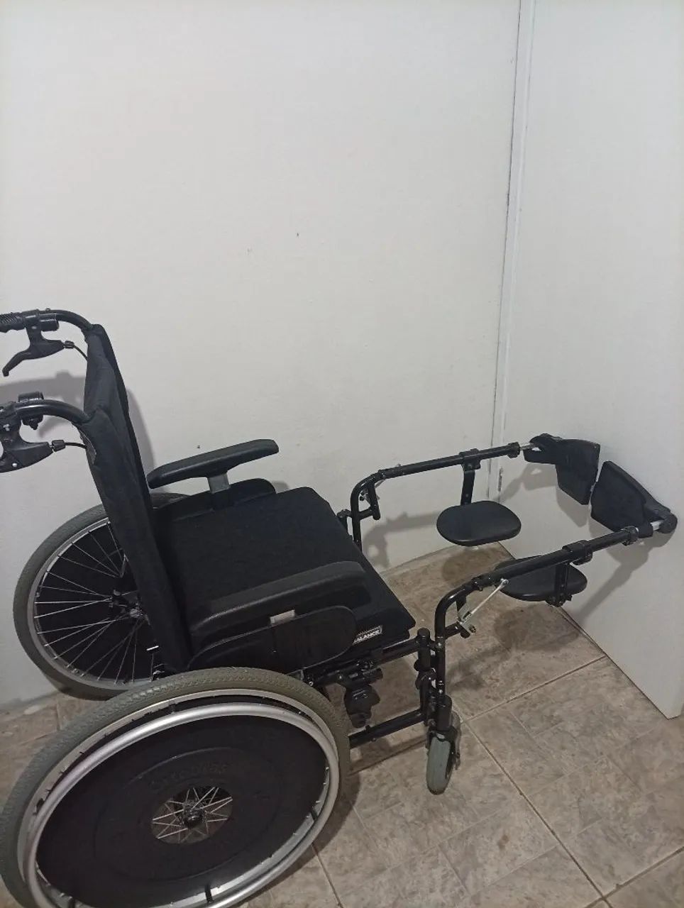 Cadeiras e poltronas hospitalares  - Foto 2