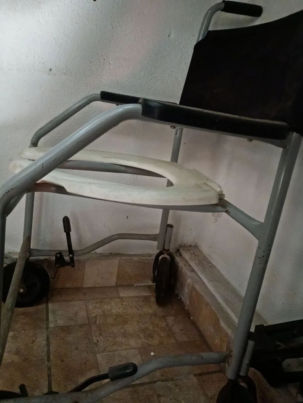 Cadeira de banho  - Foto 4