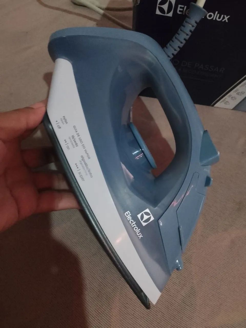 Vendo ferro de passar Eletrolux - Foto 2
