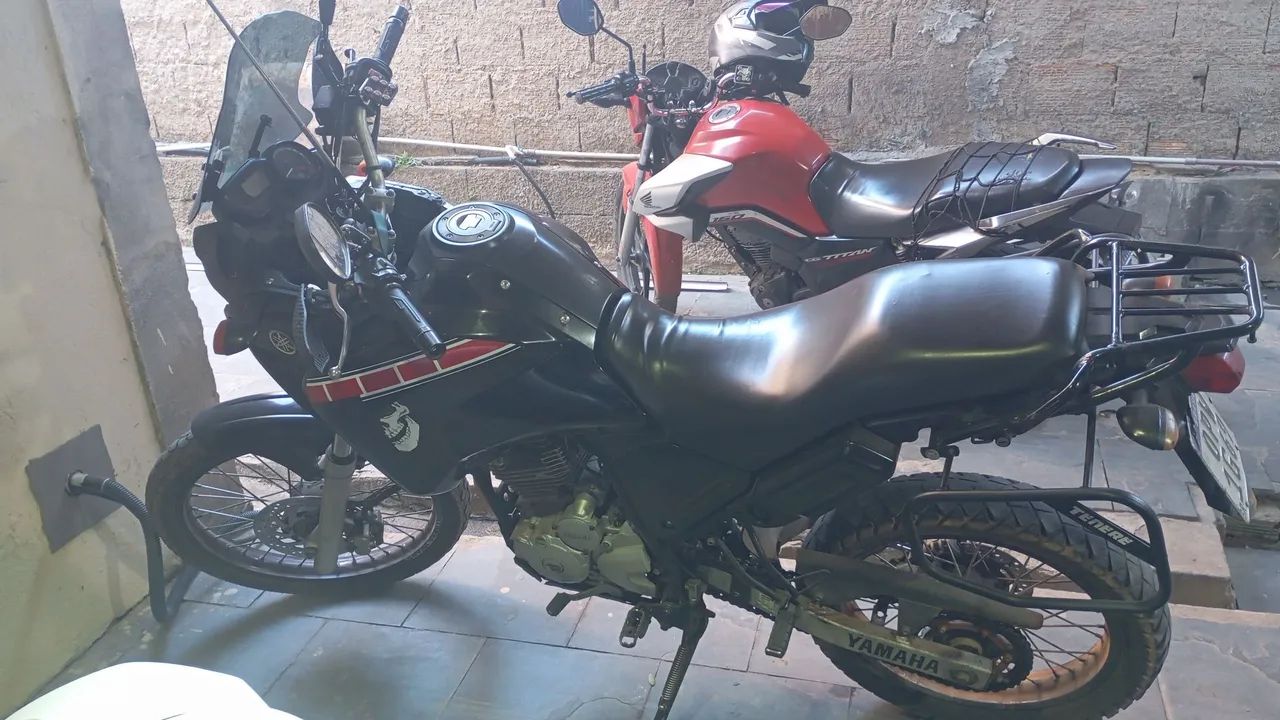 Tenere 250 - Foto 3