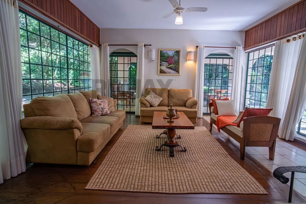 Casa com 4 quartos no Vale do Sol em Botucatu