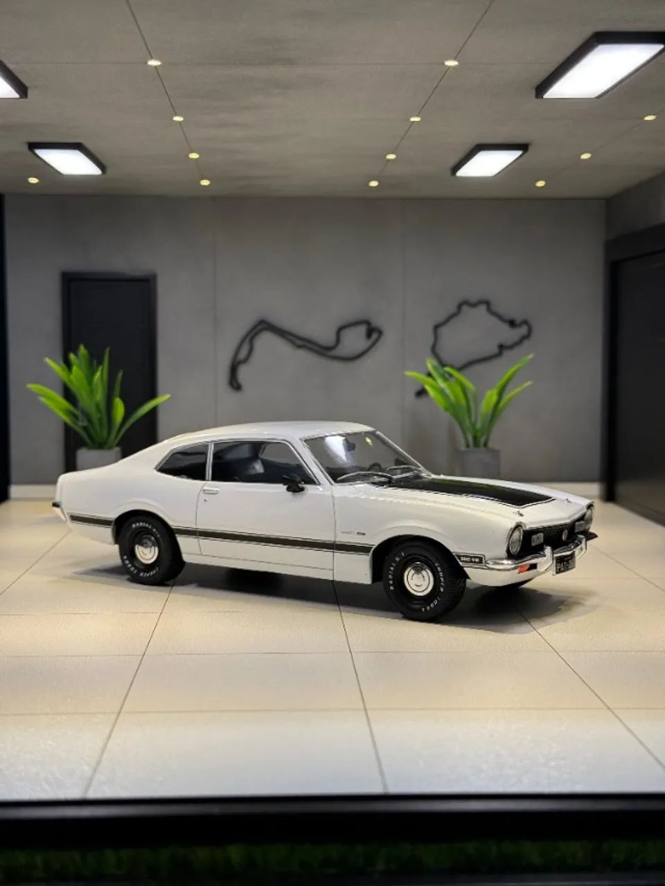 Miniatura Ford Maverick GT 1974 - 1/24 - Foto 3