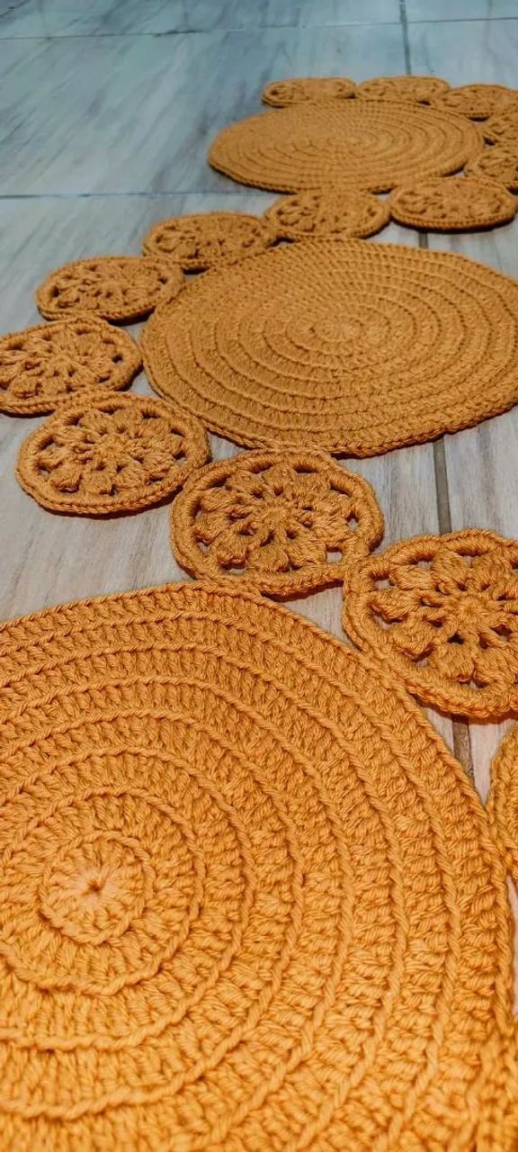 Trilho de mesa de crochê  - Foto 3
