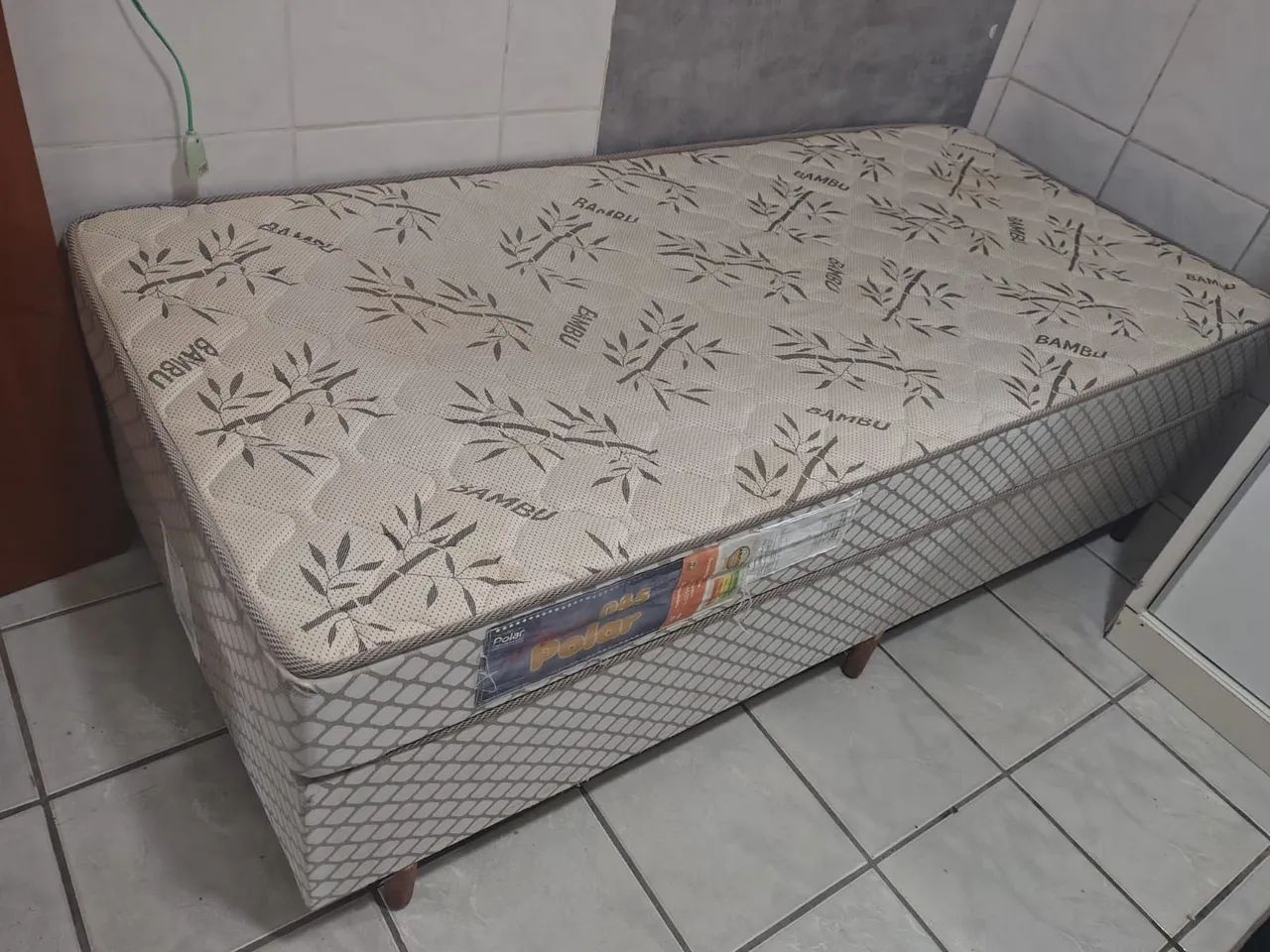Cama solteiro 