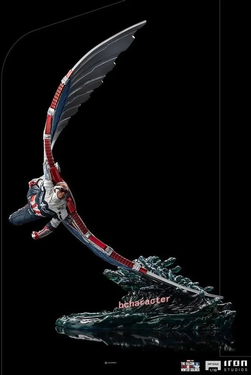 Capitão América Sam Wilson iron studios  - Foto 3