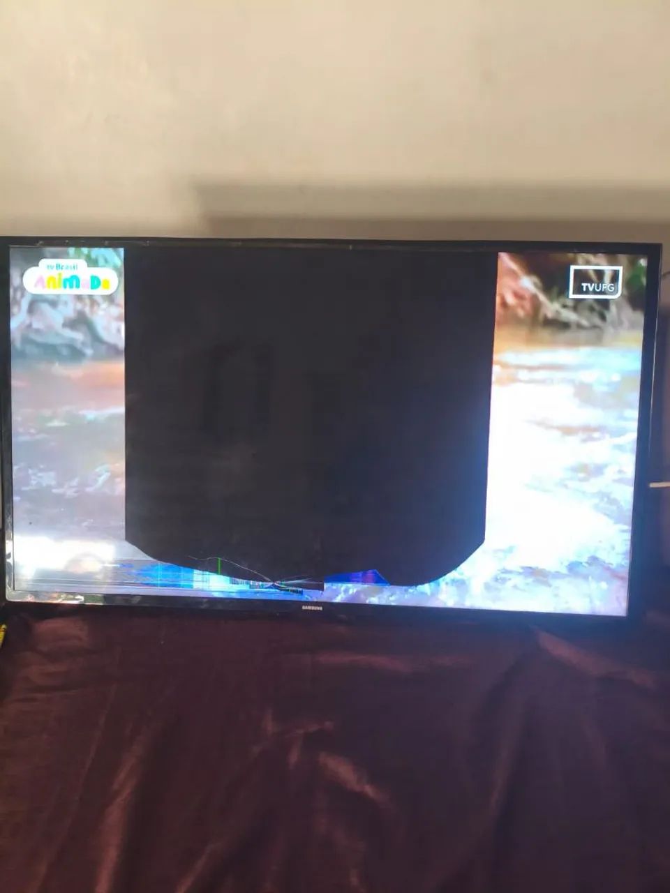 Tv com tela danificada  - Foto 2