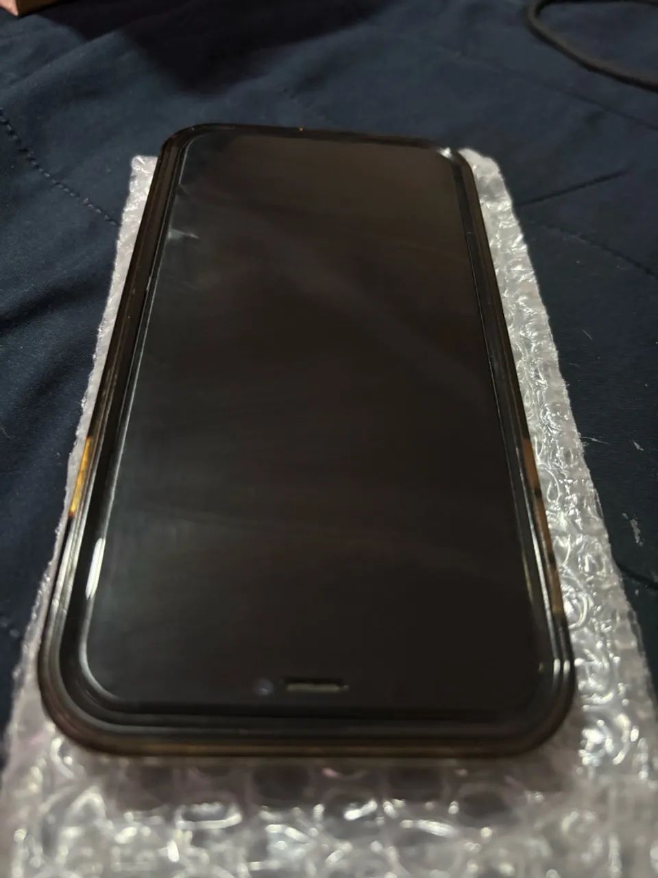 Vendo IPHONE 11,em perfeito estado e funcionamento,com película,capinhas de brinde. - Foto 2