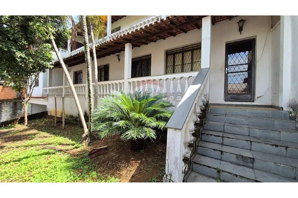 Casa com ótimo espaço interno e externo no São Francisco - Foto 3