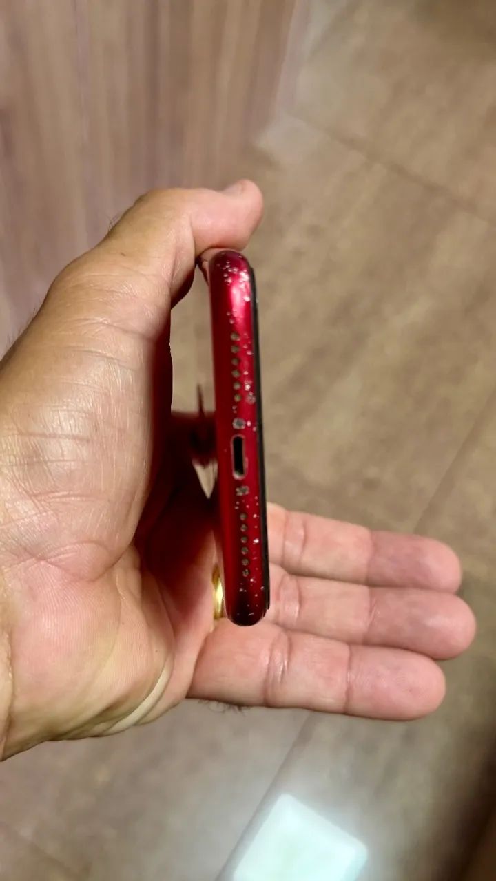 iPhone 11  Vermelho  64Gb   68% Bateria   - Foto 3