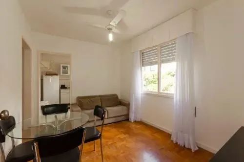 Apartamento com 2 Dormitorio(s) localizado(a) no bairro Petrópolis em Porto Alegre / Ref.: