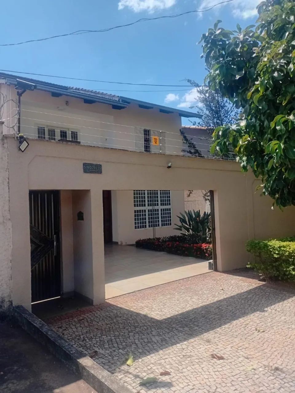 SOBRADO - RUA GETULIO VARGAS - PARQUE ANHANGUERA