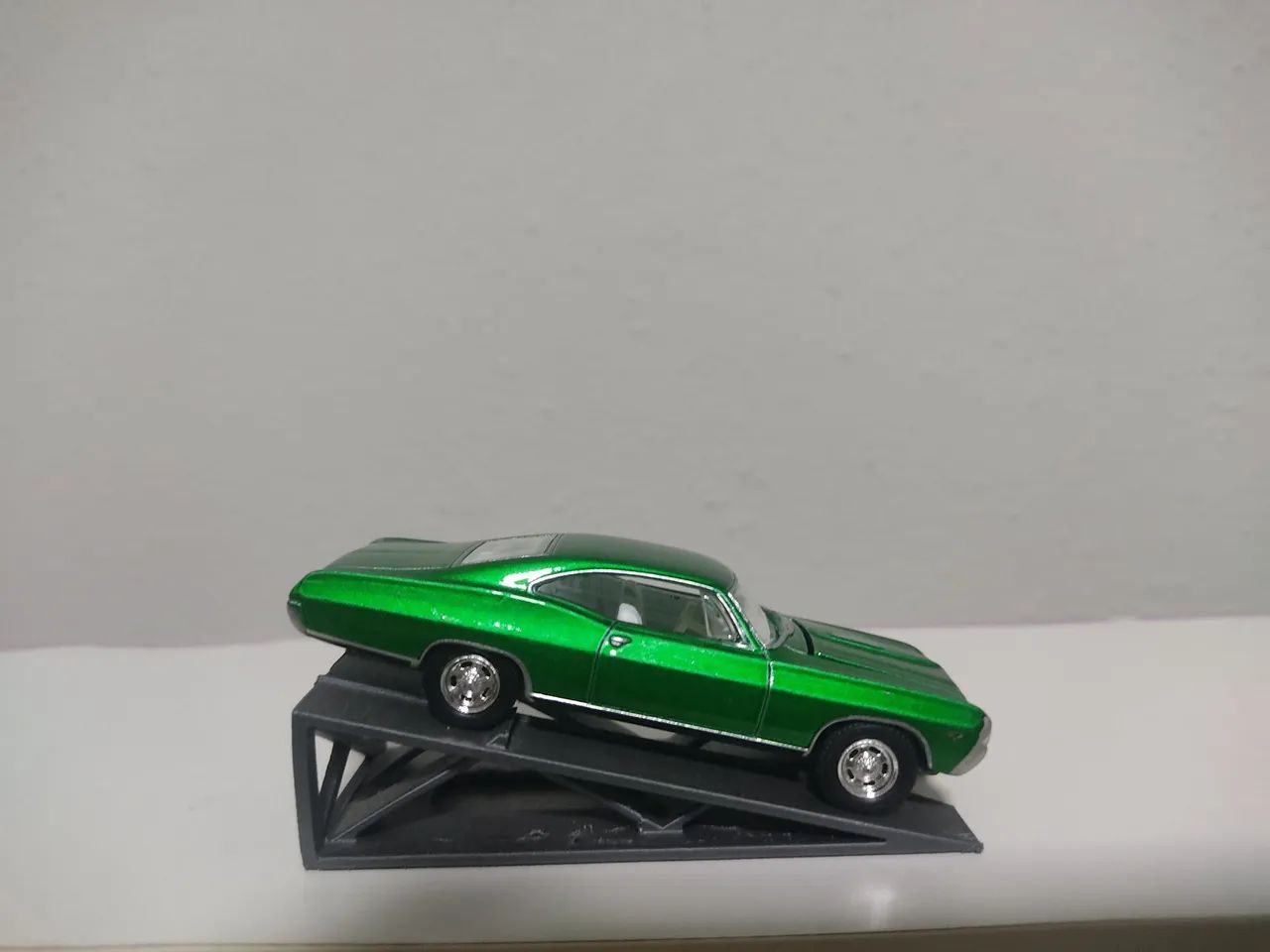 MINIATURA '67 CHEVROLET IMPALA SS - Foto 2