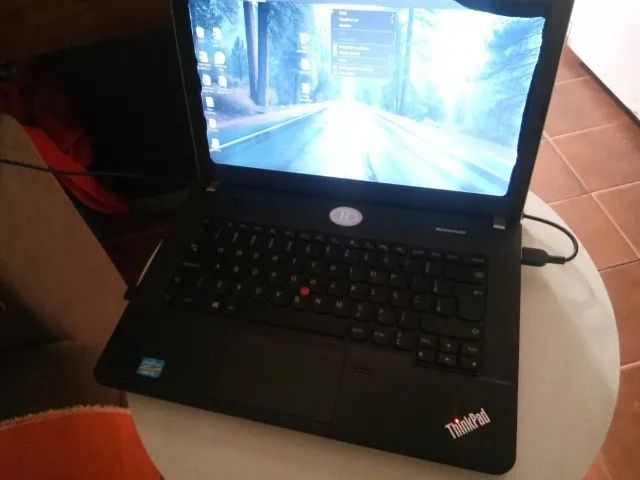 Notebook Lenovo i3, 8 Gb ram, HD 500 Gb 