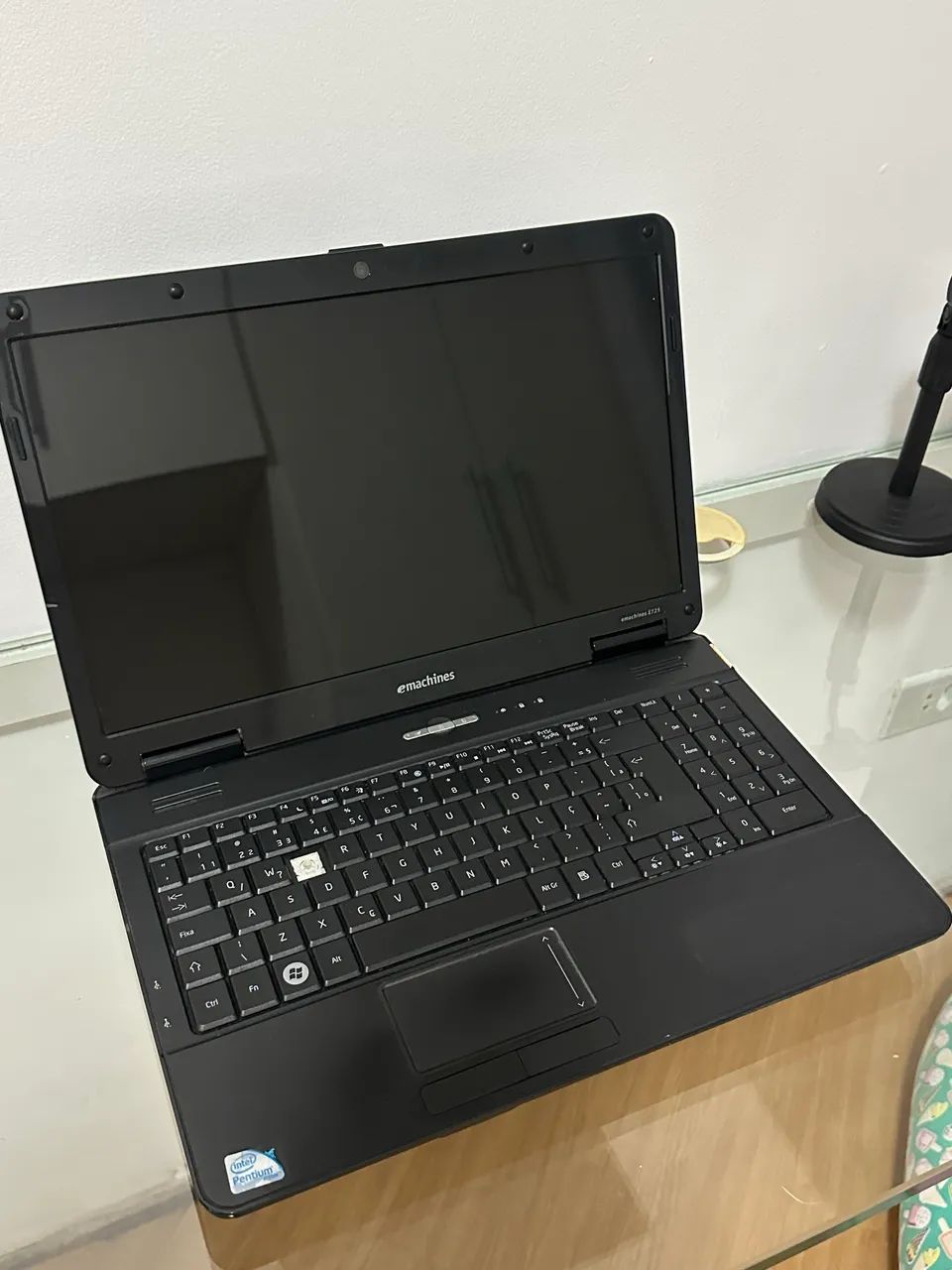 Notebook eMachines E725