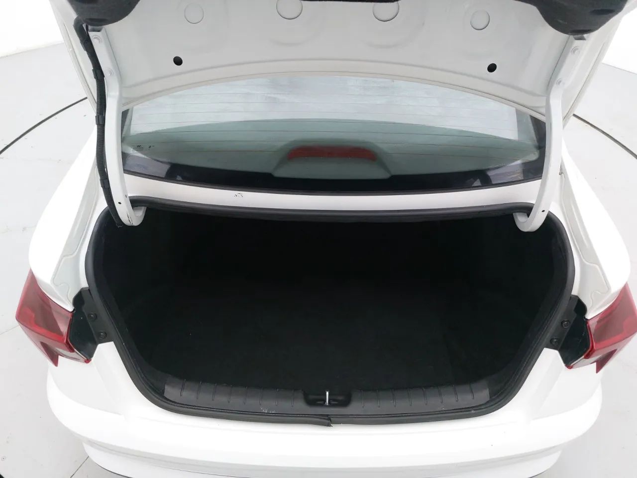 Hyundai HB20S Limited 1.0 TB Flex 12V Aut., foto 9 de 18