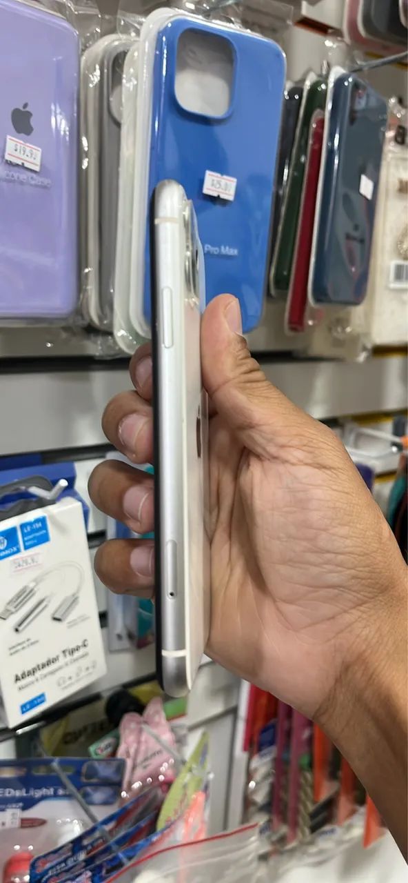 iPhone 11 128GG - Foto 3