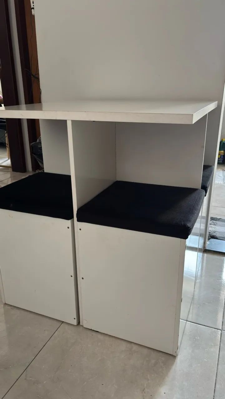 Mesa 4 cadeira/banqueta baú  - Foto 2