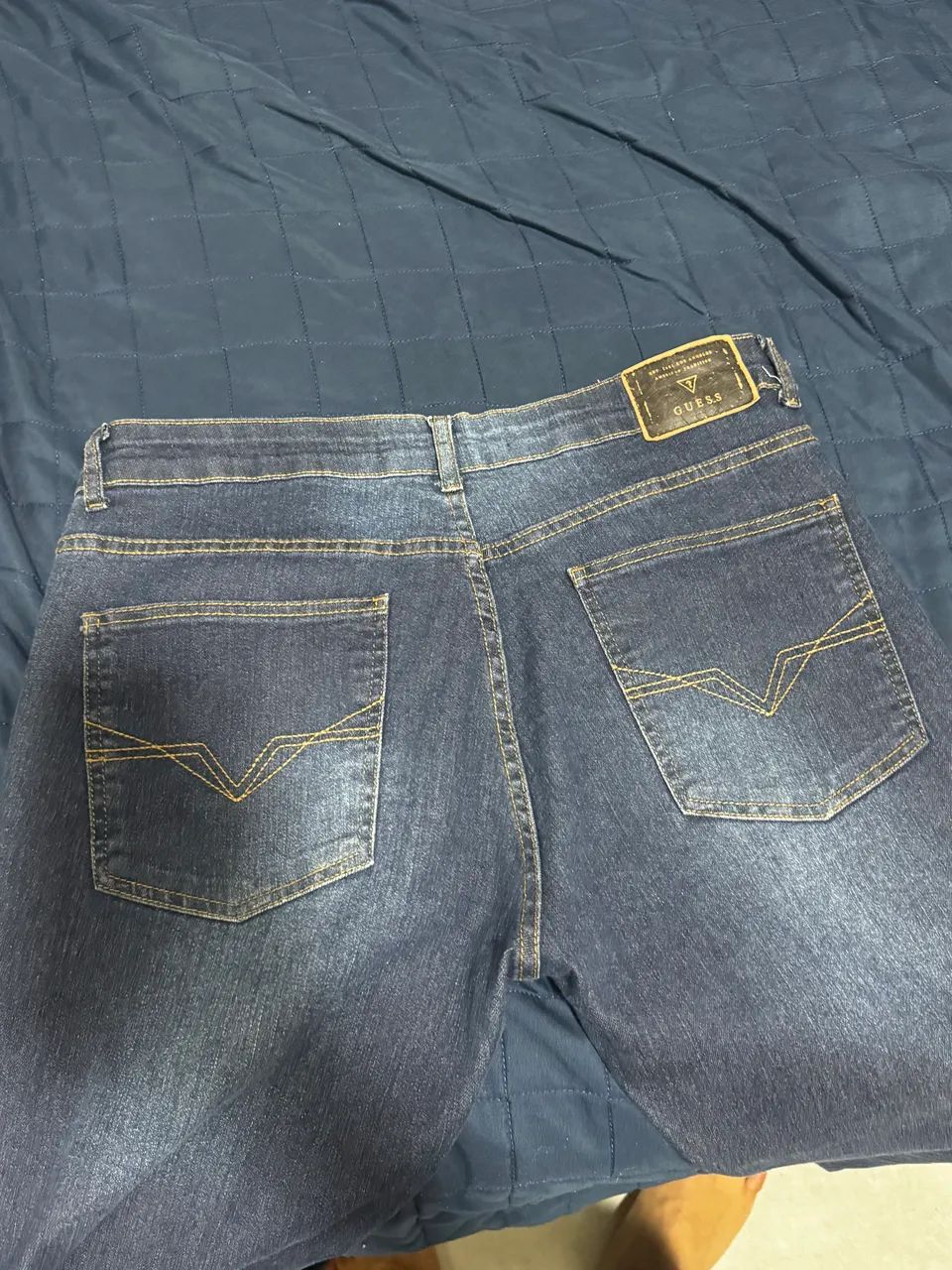 Calça guess original 42 - Foto 2