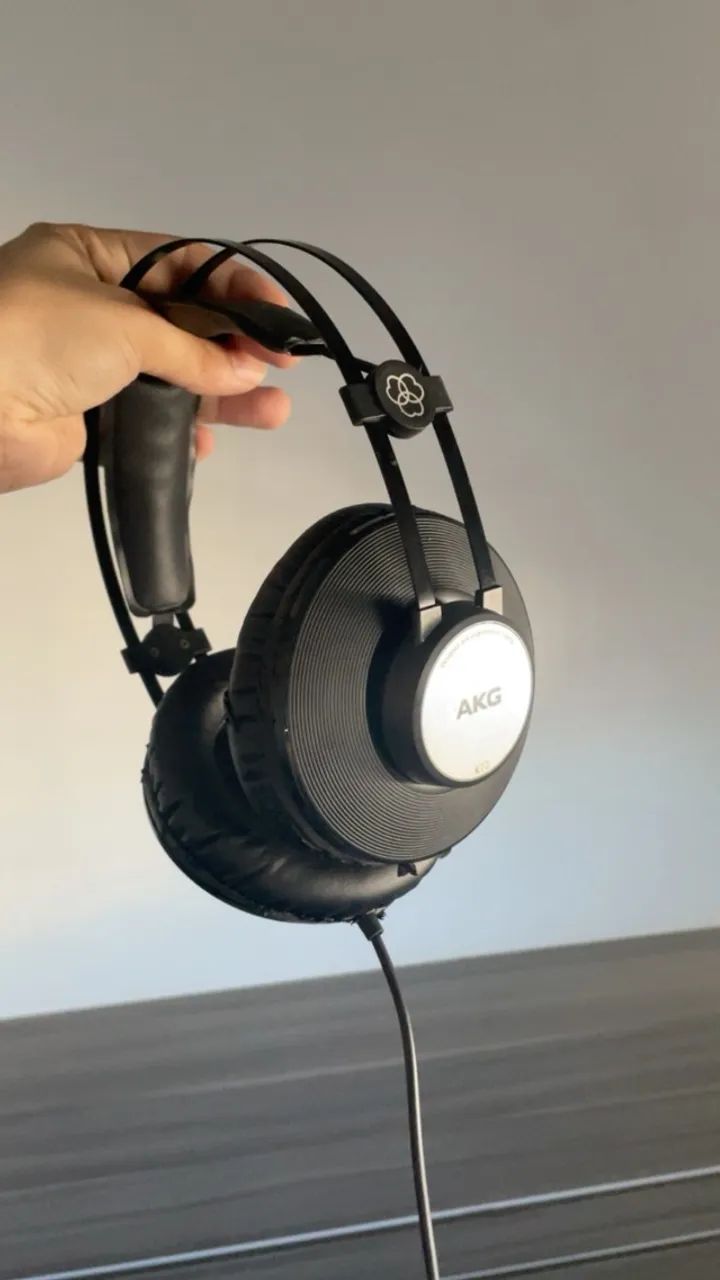 Fone de ouvido - AKG - K72