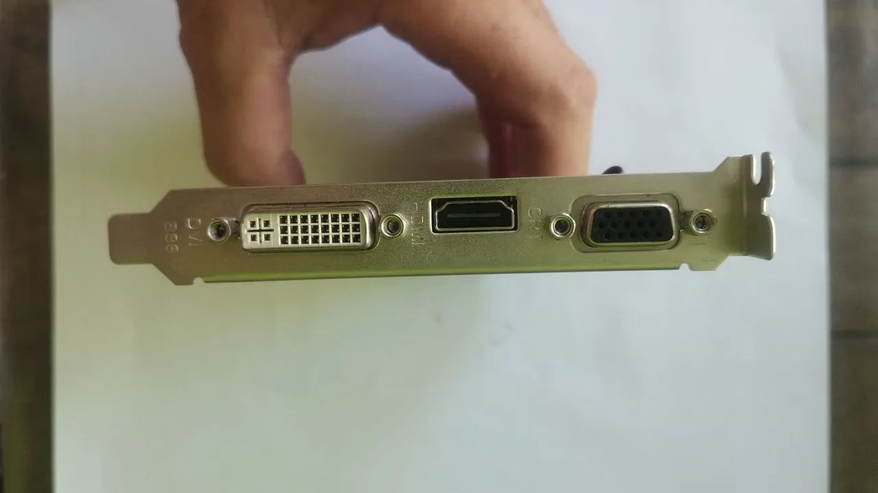 Placa de vídeo G210 1 GB DDR3 64BIT - Foto 5