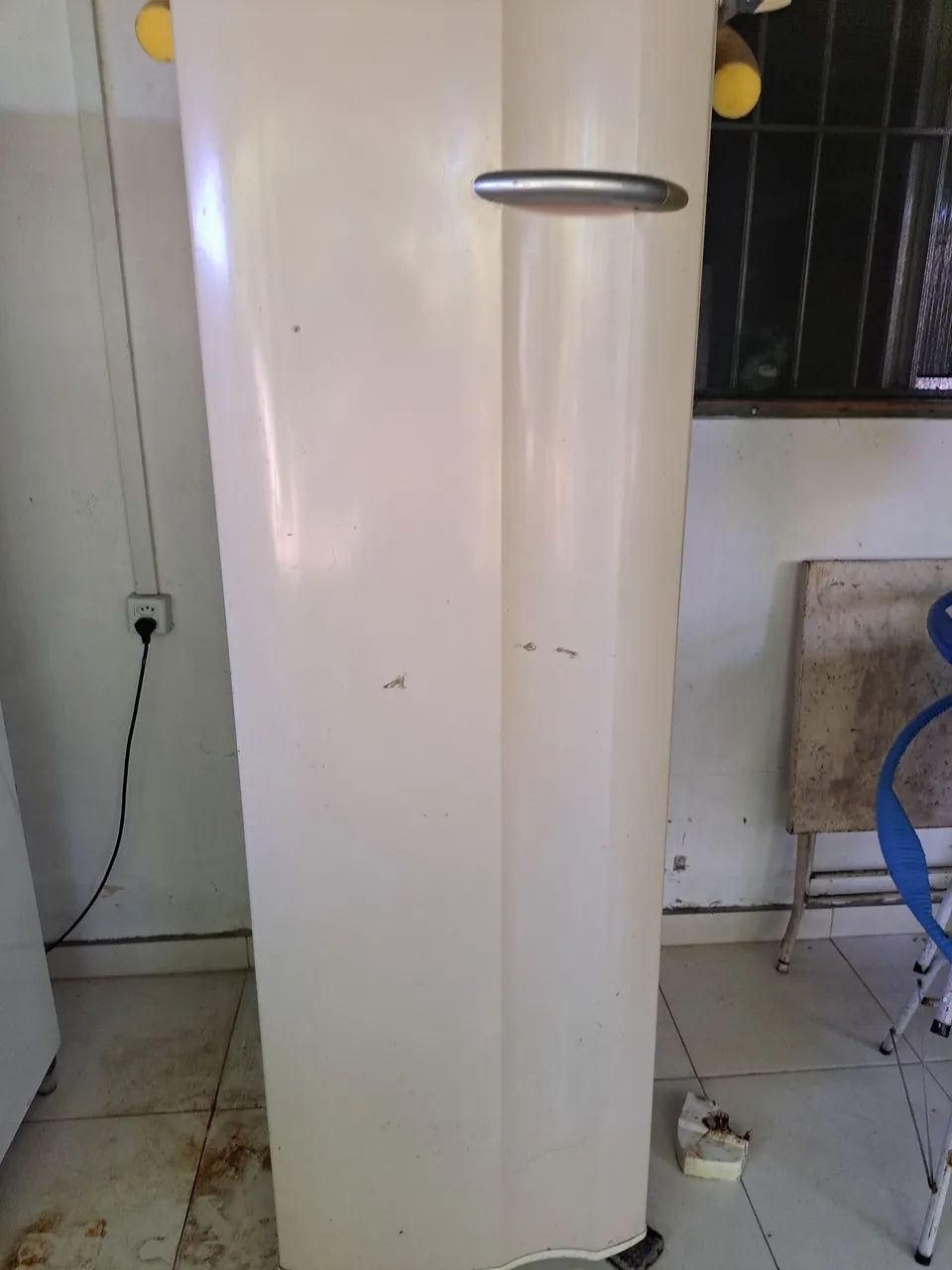 Freezer Vertical Eletrolux FE 26
