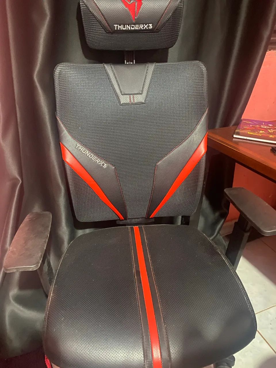 THUNDERX Ergonomic Gaming Chair