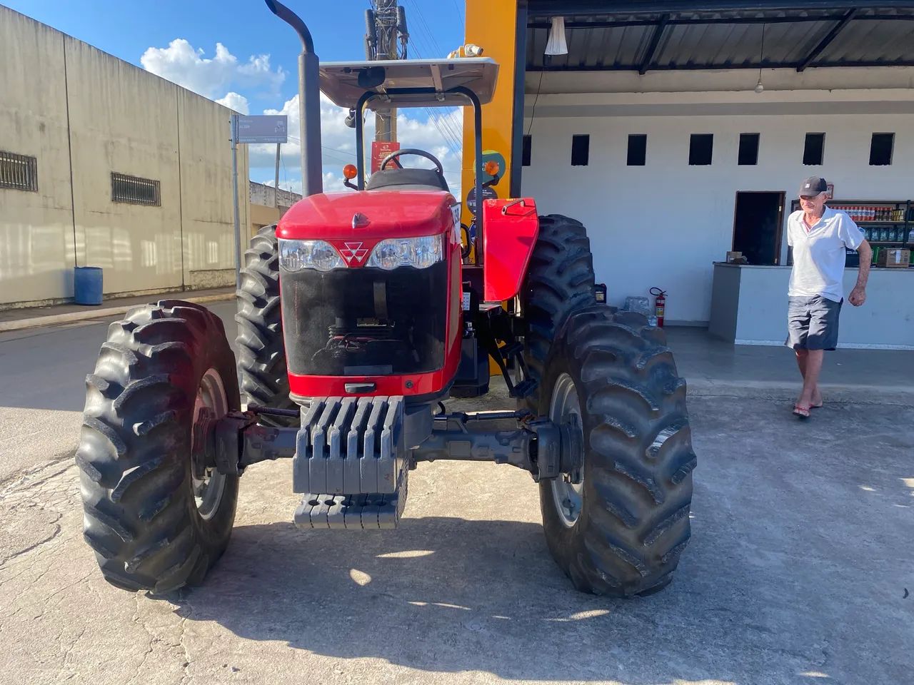 Trator agricola - Foto 2