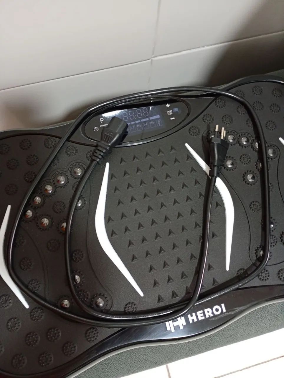 Plataforma Vibratória emagrecedora 220W - Foto 5