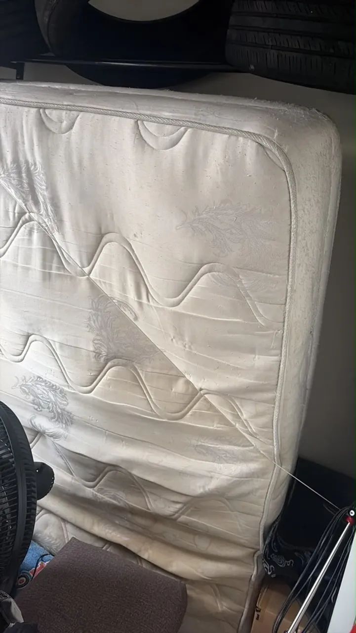 Colchão de casal para doação 