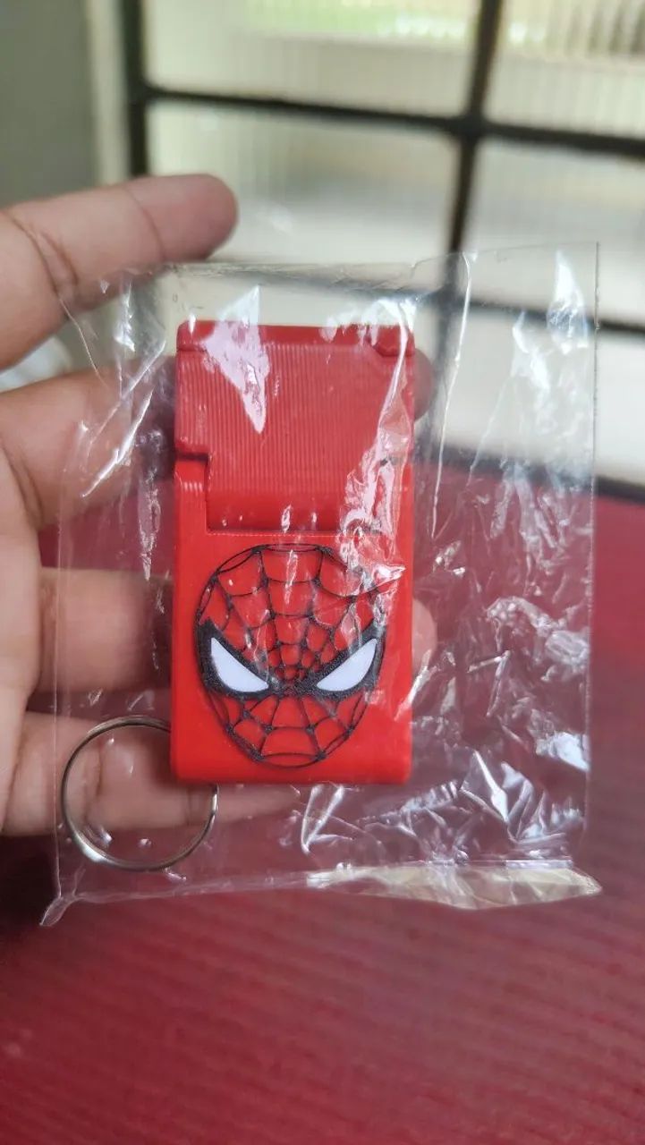 Vendo chaveiro com suporte celular  - Foto 2