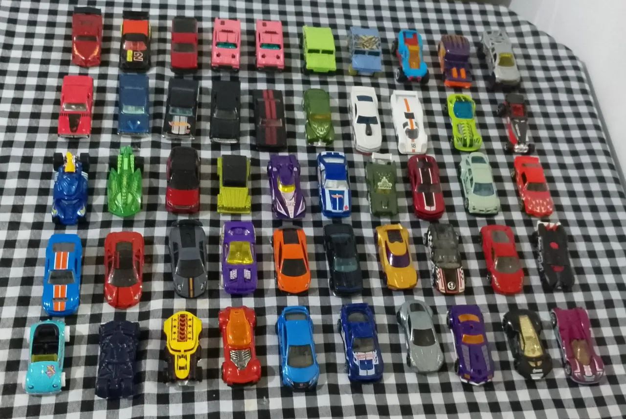 Lote Carrinhos Hot Wheels  - Foto 3