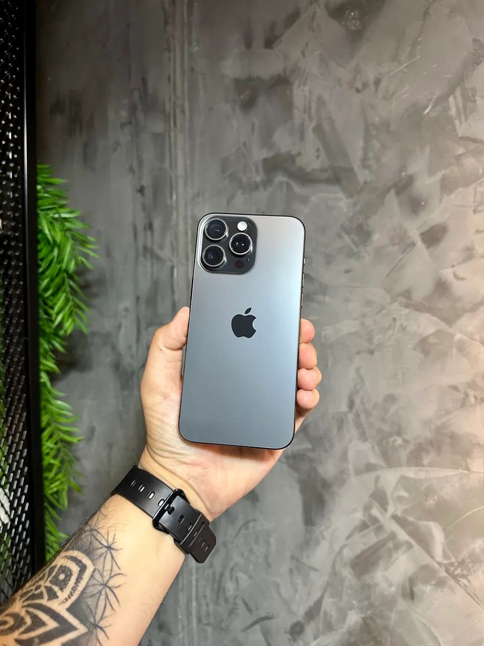 iPhone 16 Pro Max 256GB Preto - Foto 2
