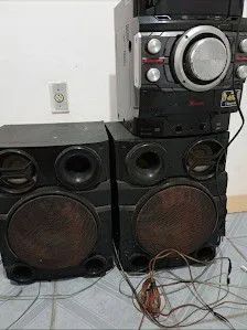 2 caixas de som