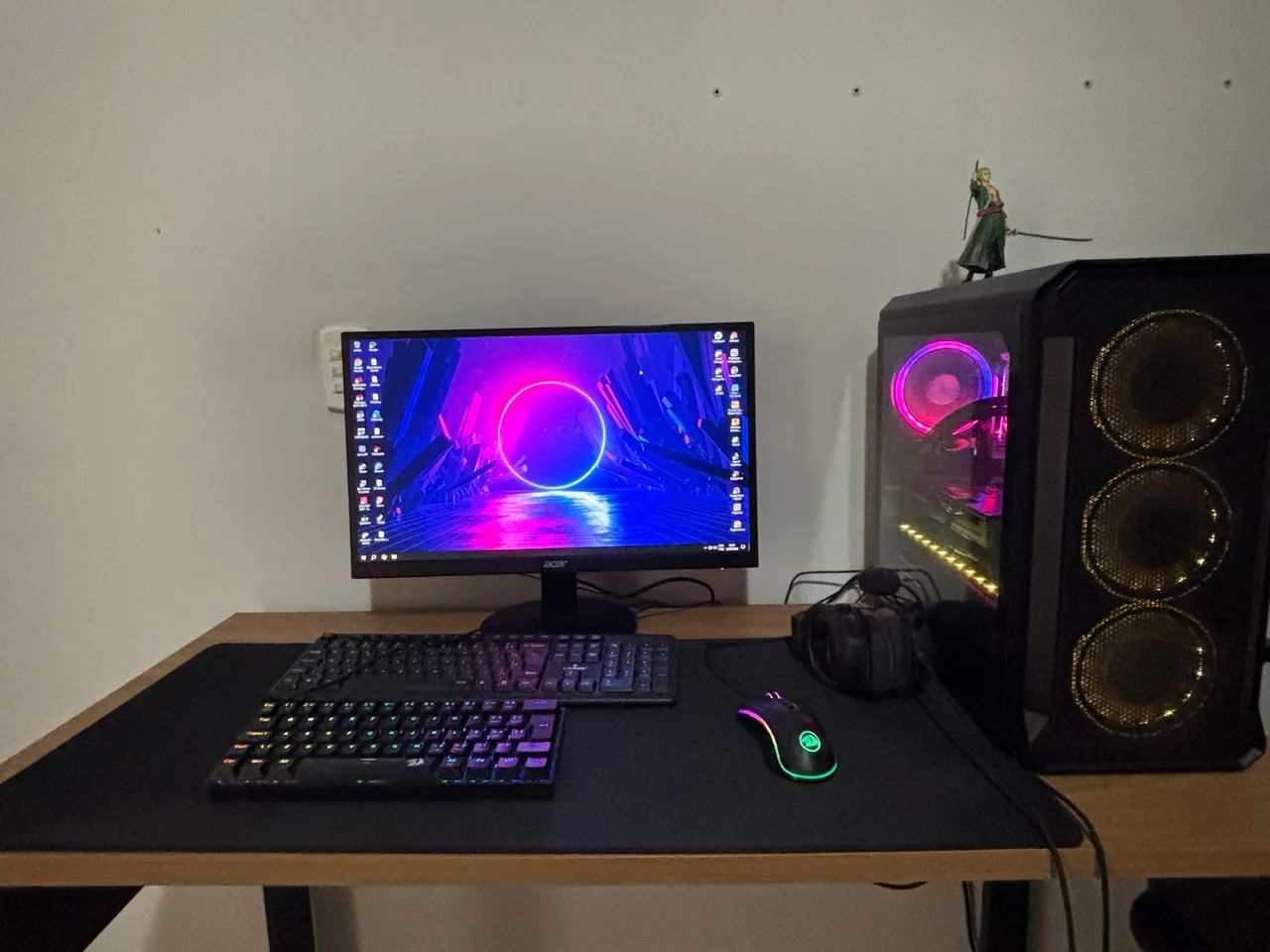 Pc Gamer Completo - vem com mesa e cadeira - Foto 2