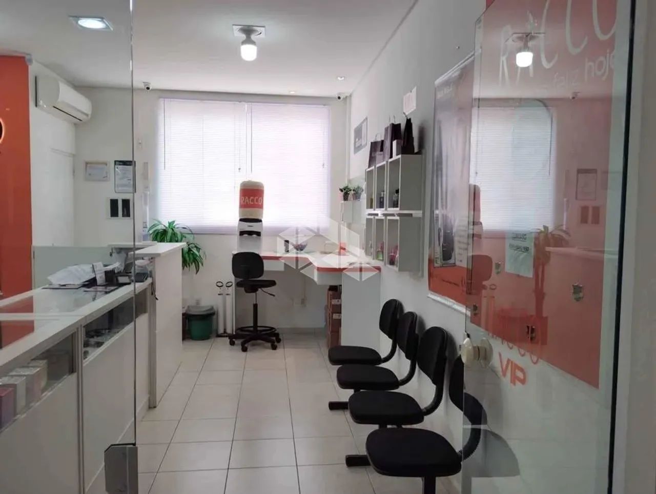Loja completa à venda no Centro de Palhoça/SC - Excelente oportunidade de investimento! - Foto 4