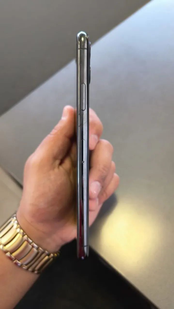 iPhone 11 pro Max 64gb - Foto 5