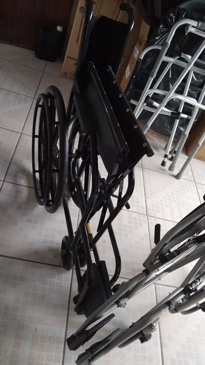 Cadeira de rodas - Foto 2