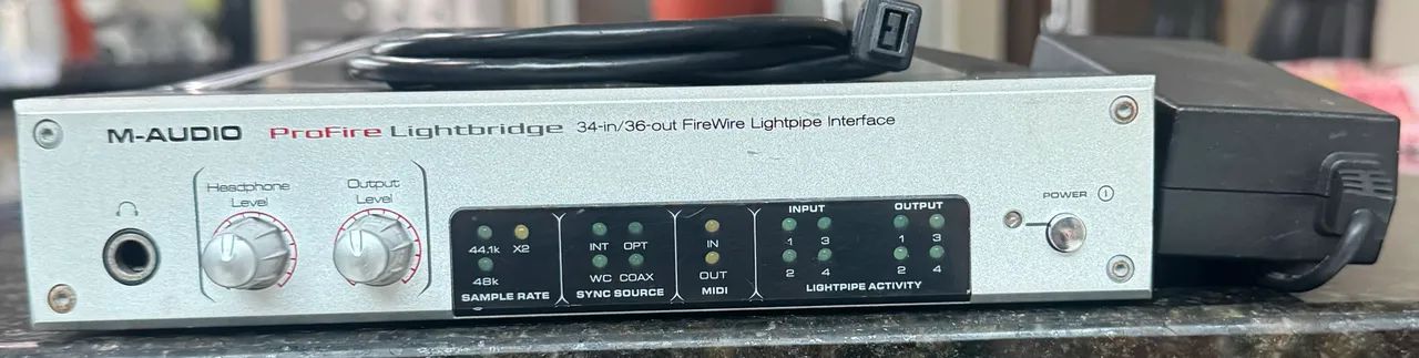 M-Áudio Profire Lighbridge