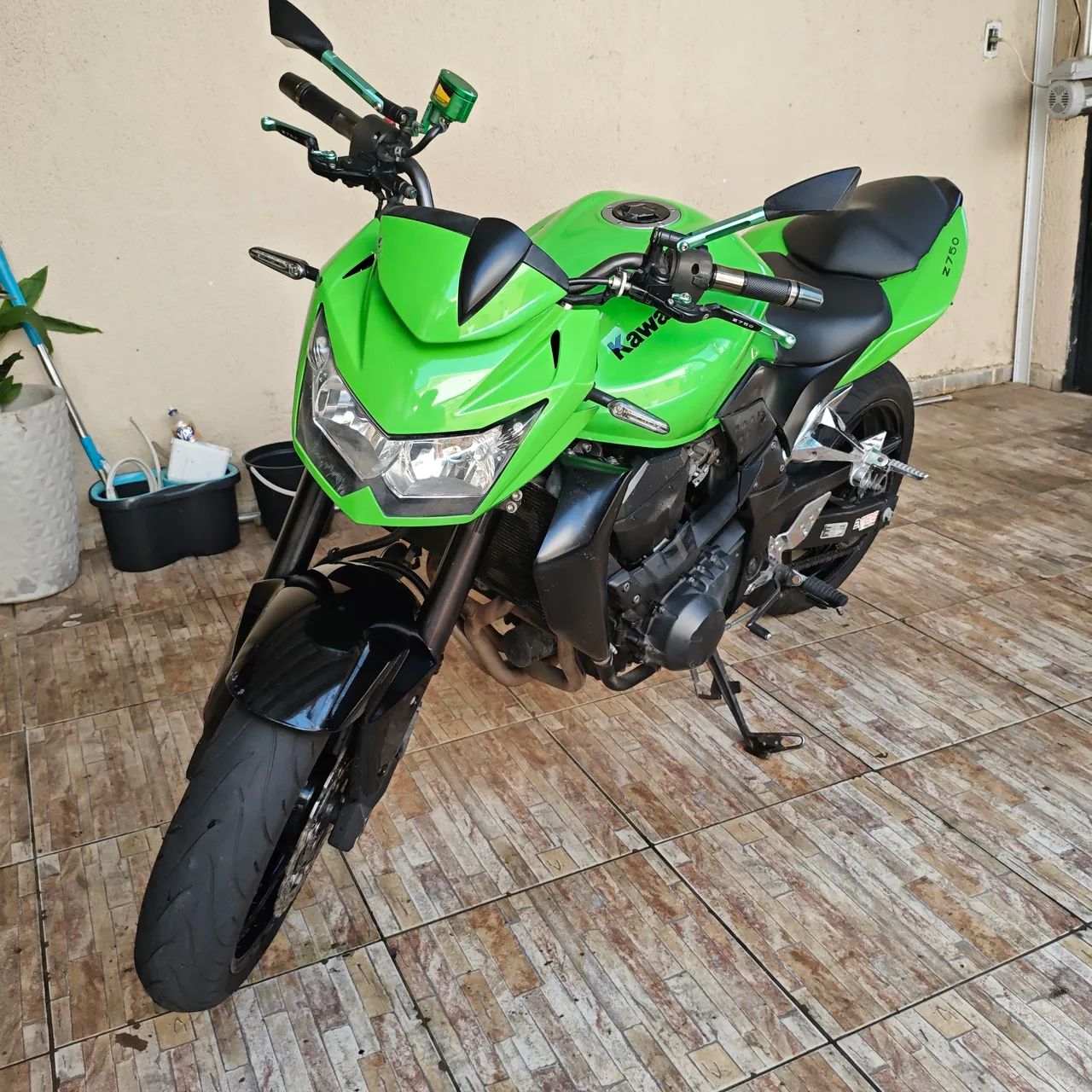 Z750 